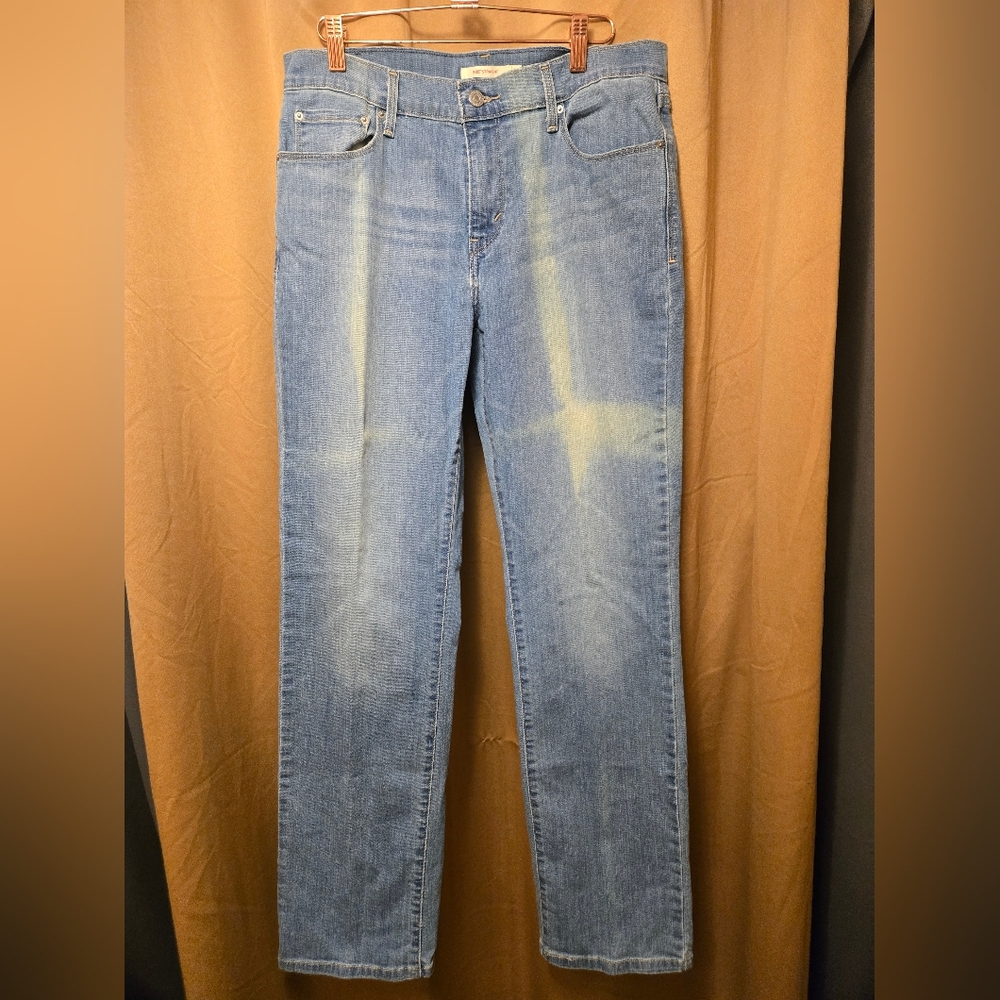 Levis 505 straight size 30